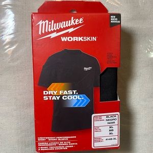 Milwaukee Men's WORKSKIN X-Large Black Performance Short-Sleeve T-Shirt